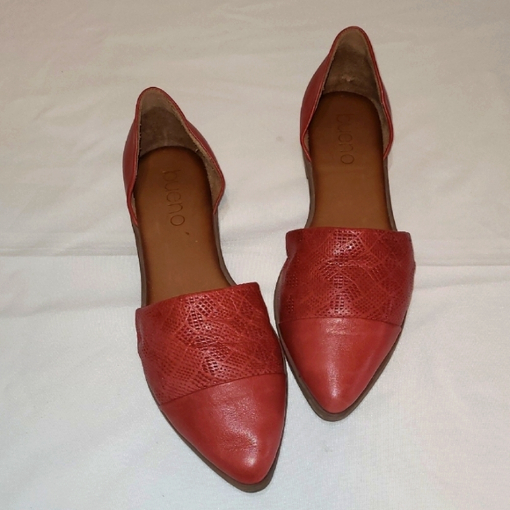 Women's Red Flats